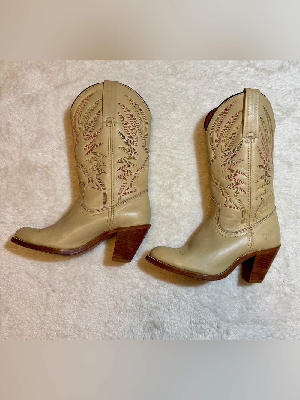 70s 80s Vintage Frye Cream Leather Cowgirl Boots w/Multicolor Stitching - Picture 3 of 12